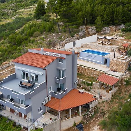 Exclusive Villa Almissa With Swimming Pool And Sea View Lokva Rogoznica Extérieur photo