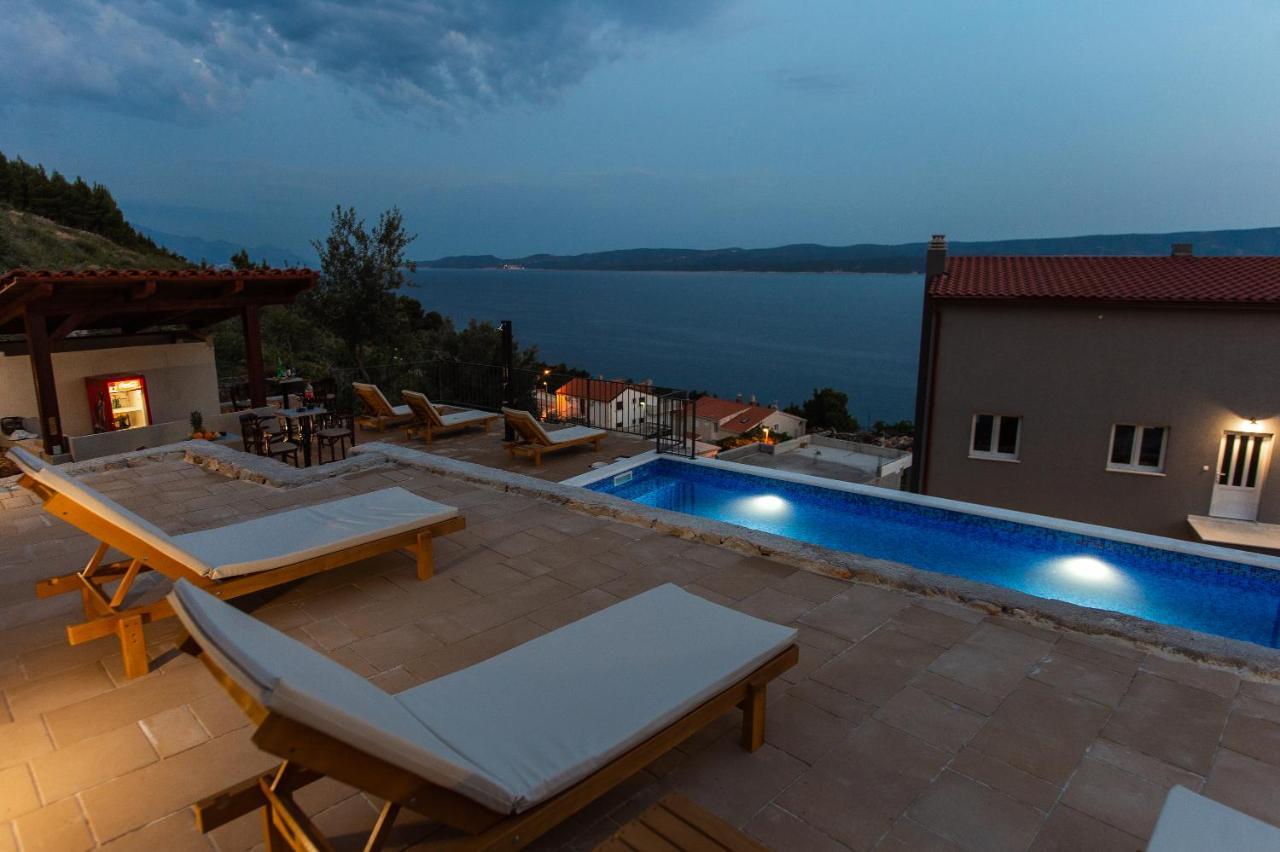 Exclusive Villa Almissa With Swimming Pool And Sea View Lokva Rogoznica Extérieur photo