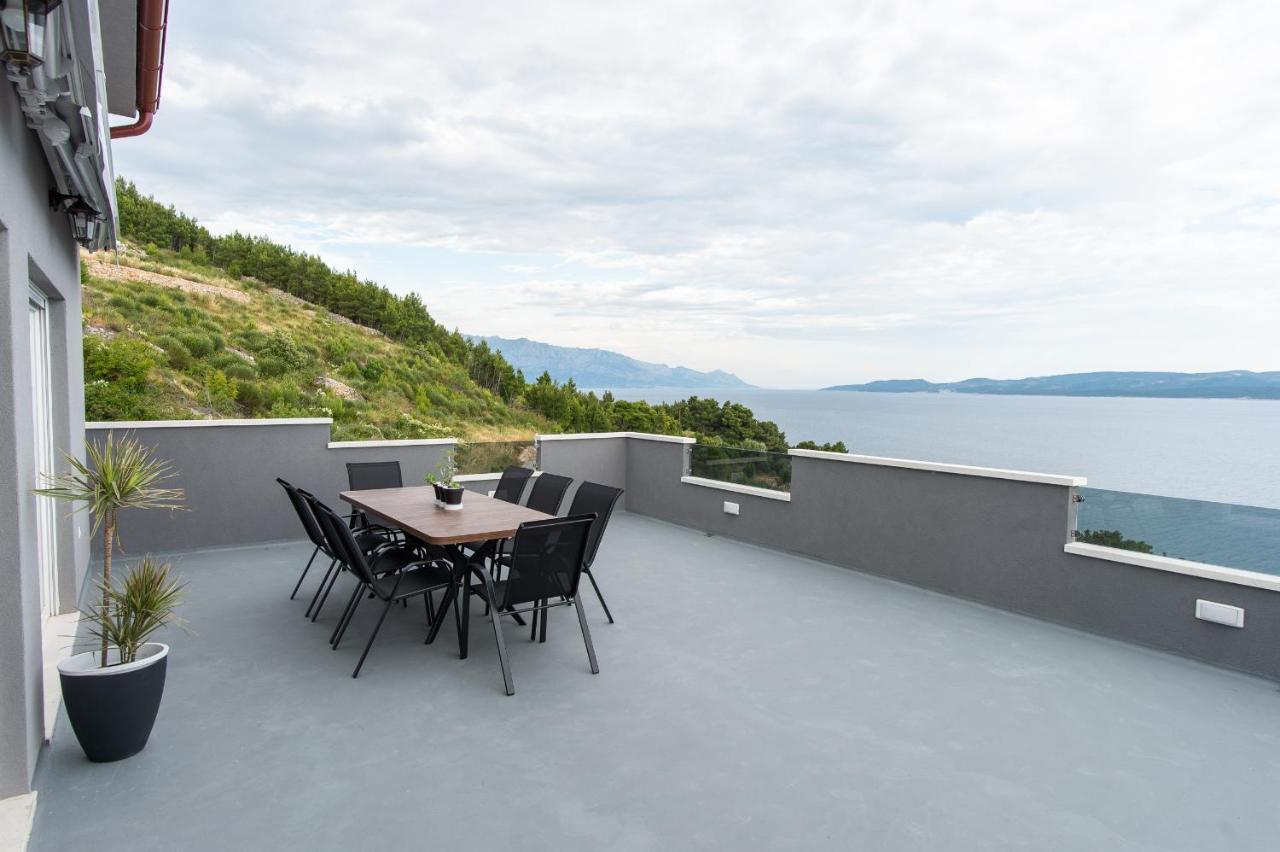 Exclusive Villa Almissa With Swimming Pool And Sea View Lokva Rogoznica Extérieur photo